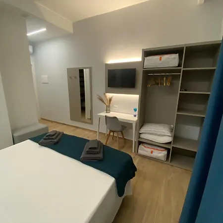 Fla - By Devona 3* Parma